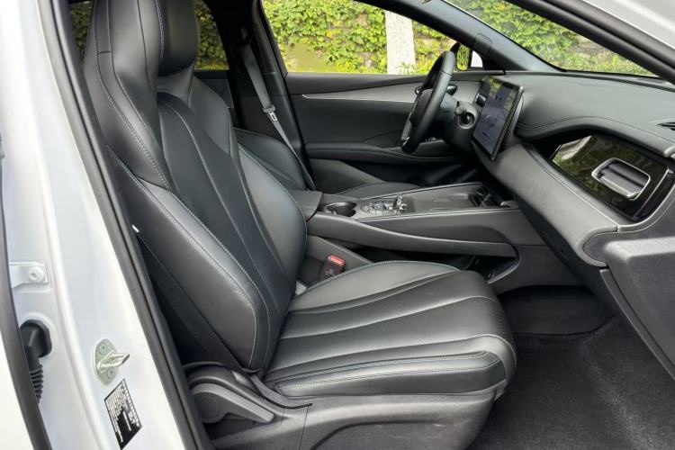 Used BYD Seal 06 New Energy 2024 DM-i 80KM Prestige Model Interior 10