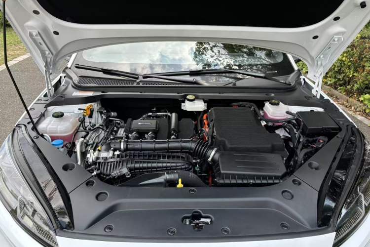 Used BYD Seal 06 New Energy 2024 DM-i 80KM Prestige Model Interior 12