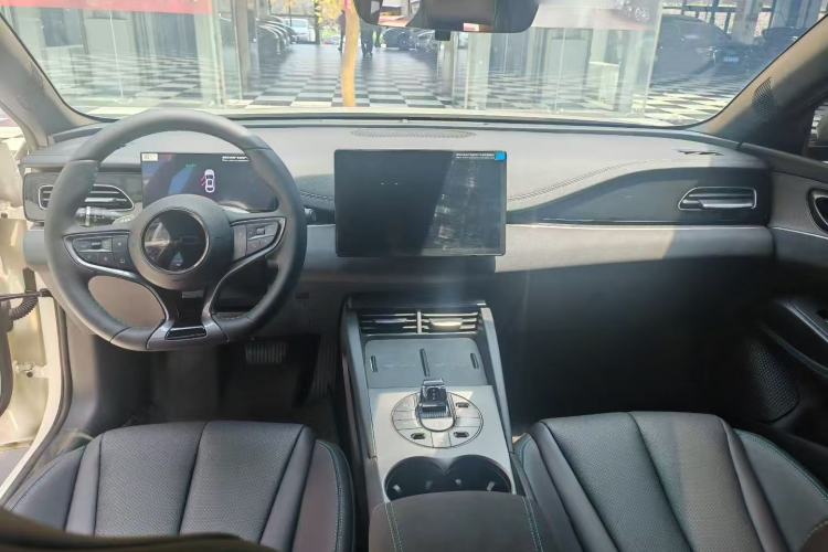 Used BYD Seal 06 New Energy 2024 DM-i 80KM Luxury Model Interior 2