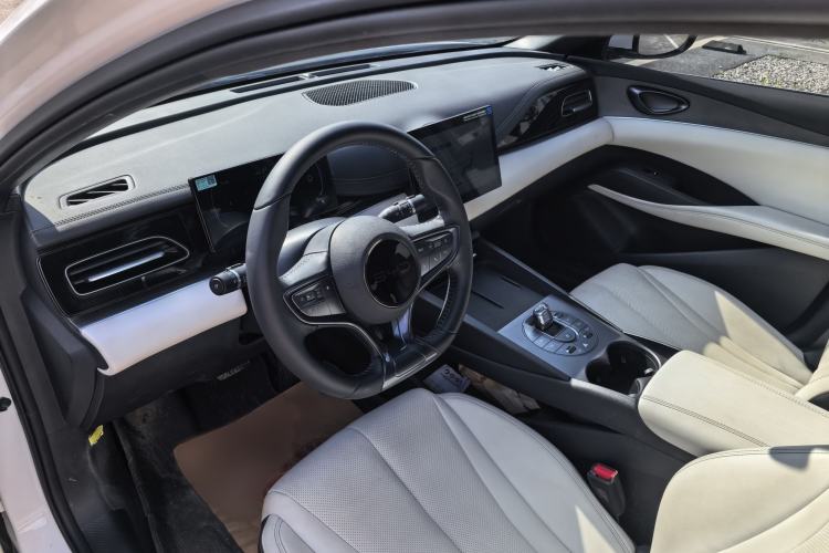 Used BYD Seal 06 New Energy 2024 DM-i 80KM Luxury Model Interior 2
