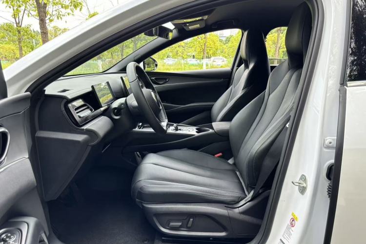 Used BYD Seal 06 New Energy 2024 DM-i 80KM Prestige Model Interior 2
