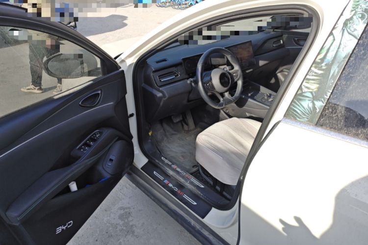 Used BYD Seal 06 New Energy 2024 DM-i 120KM Prestige Model Interior 3