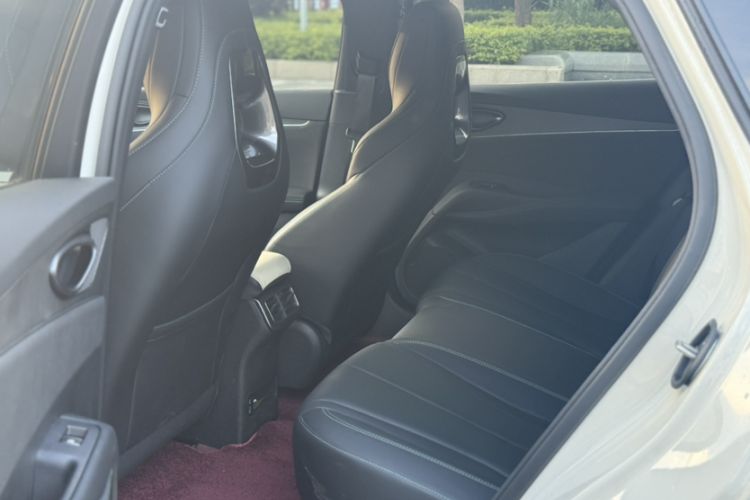 Used BYD Seal 06 New Energy 2024 DM-i 120KM Prestige Model Interior 4