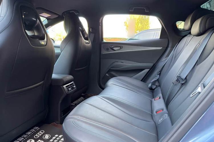 Used BYD Seal 06 New Energy 2024 DM-i 80KM Prestige Model Interior 5