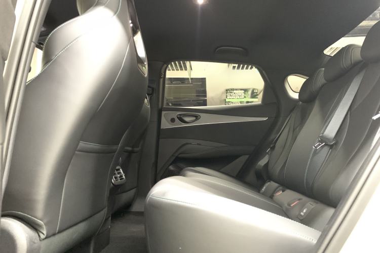 Used BYD Seal 06 New Energy 2024 DM-i 80KM Prestige Model Interior 5