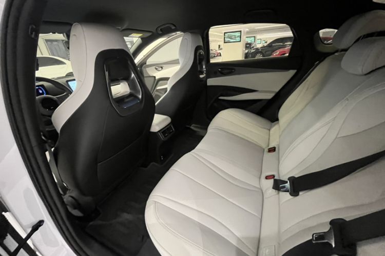 Used BYD Seal 06 New Energy 2024 DM-i 80KM Luxury Model Interior 6