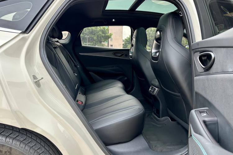 Used BYD Seal 06 New Energy 2024 DM-i 120KM Luxury Model Interior 9