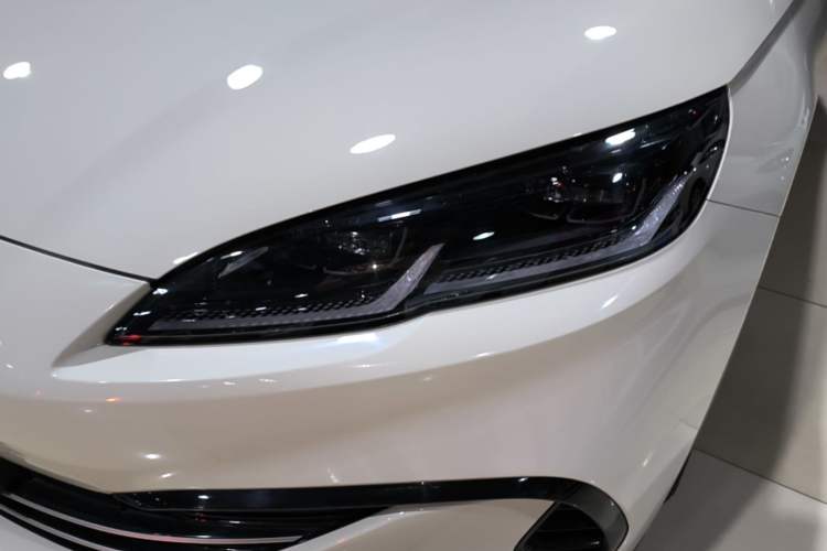 Used BYD Seal 06 New Energy 2024 DM-i 80KM Prestige Model Left Front Headlight