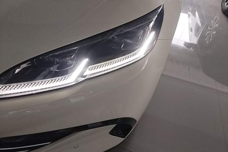 Used BYD Seal 06 New Energy 2024 DM-i 120KM Luxury Model Left Front Headlight