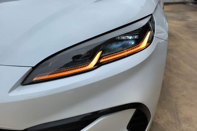 Used BYD Seal 06 New Energy 2024 DM-i 80KM Luxury Model Left Front Headlight