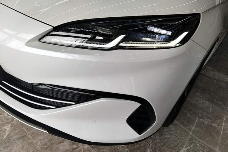 Used BYD Seal 06 New Energy 2024 DM-i 120KM Flagship Model Left Front Headlight