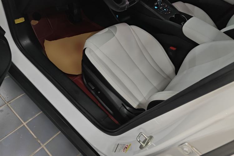 Used BYD Seal 06 New Energy 2024 DM-i 120KM Prestige Model Left Front Seat
