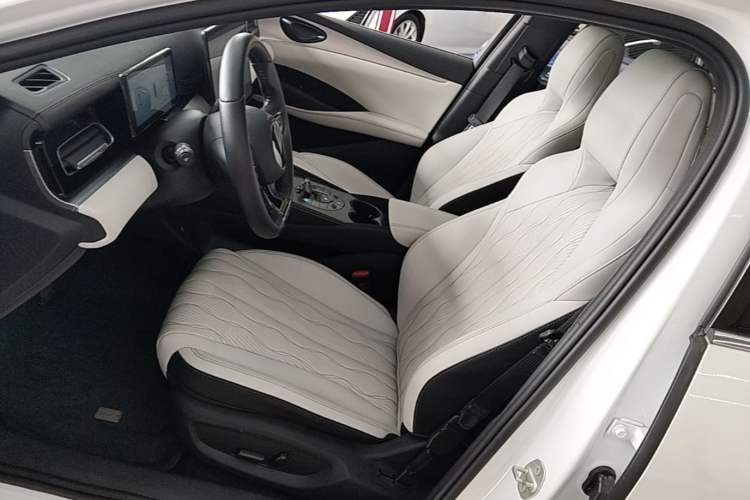 Used BYD Seal 06 New Energy 2024 DM-i 120KM Flagship Model Left Front Seat