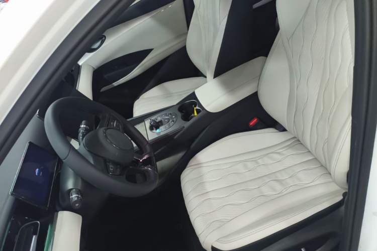 Used BYD Seal 06 New Energy 2024 DM-i 120KM Flagship Model Left Front Seat