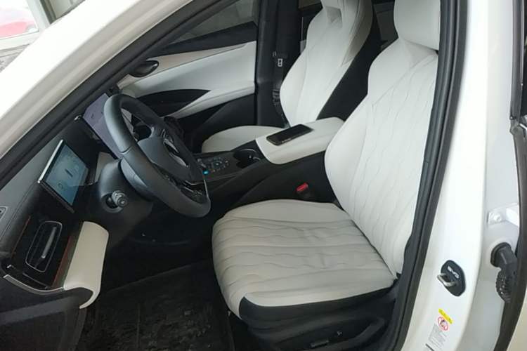 Used BYD Seal 06 New Energy 2024 DM-i 120KM Flagship Model Left Front Seat