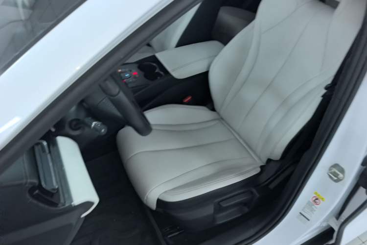 Used BYD Seal 06 New Energy 2024 DM-i 80KM Luxury Model Left Front Seat