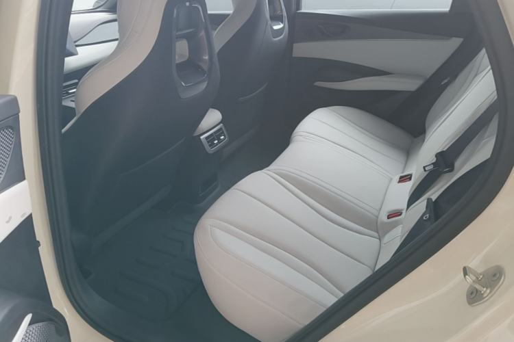 Used BYD Seal 06 New Energy 2024 DM-i 80KM Luxury Model Left Rear Seat