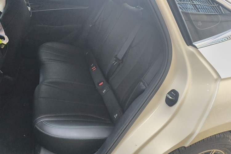 Used BYD Seal 06 New Energy 2024 DM-i 80KM Prestige Model Left Rear Seat