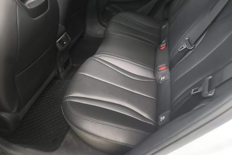 Used BYD Seal 06 New Energy 2024 DM-i 80KM Prestige Model Left Rear Seat
