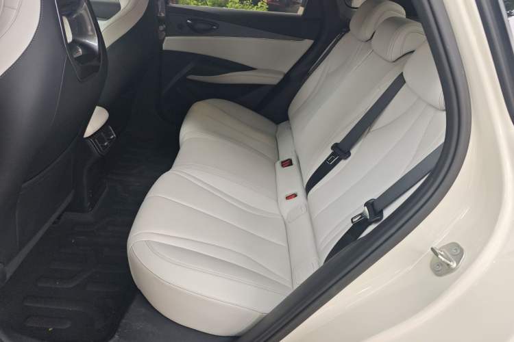 Used BYD Seal 06 New Energy 2024 DM-i 80KM Luxury Model Left Rear Seat
