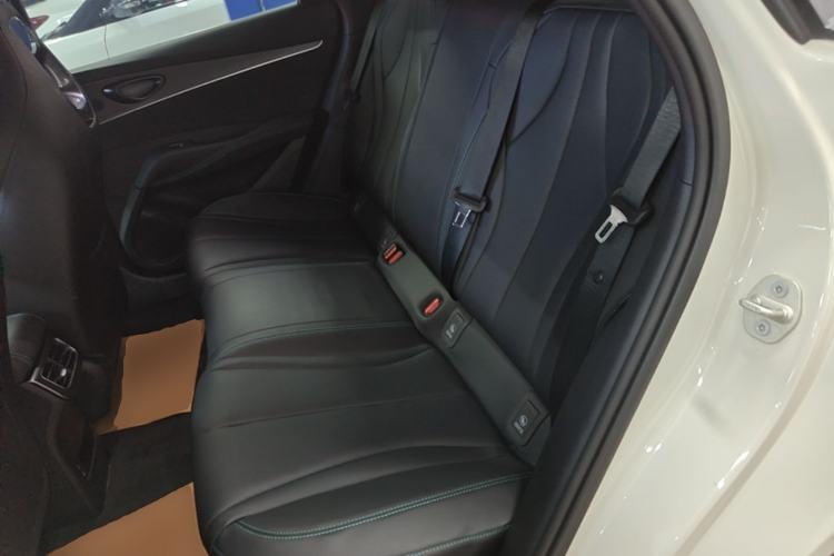 Used BYD Seal 06 New Energy 2024 DM-i 120KM Prestige Model Left Rear Seat