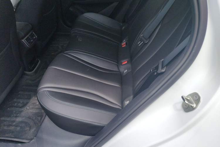 Used BYD Seal 06 New Energy 2024 DM-i 120KM Prestige Model Left Rear Seat