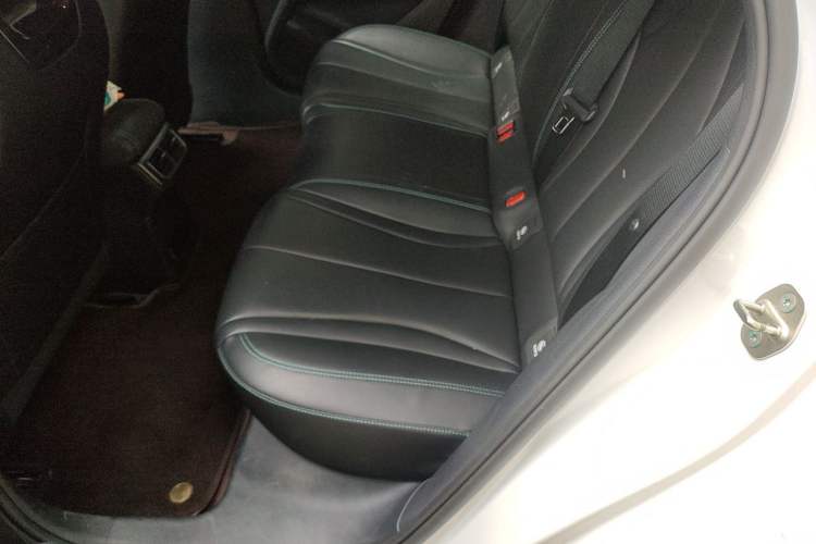 Used BYD Seal 06 New Energy 2024 DM-i 80KM Prestige Model Left Rear Seat
