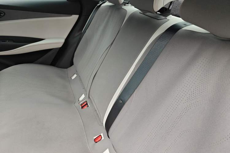 Used BYD Seal 06 New Energy 2024 DM-i 120KM Prestige Model Left Rear Seat