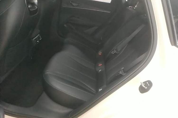 Used BYD Seal 06 New Energy 2024 DM-i 80KM Prestige Model Left Rear Seat