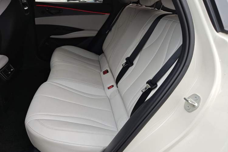 Used BYD Seal 06 New Energy 2024 DM-i 80KM Prestige Model Left Rear Seat