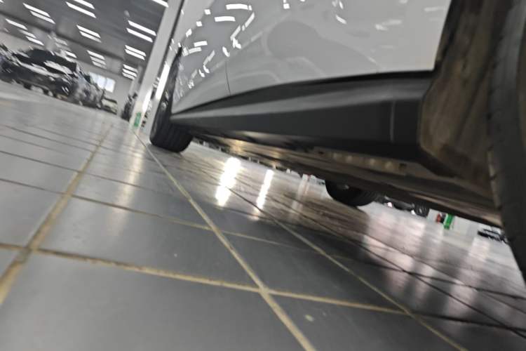 Used BYD Seal 06 New Energy 2024 DM-i 120KM Prestige Model Left Side Sill