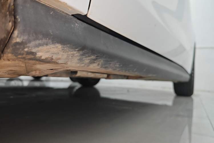 Used BYD Seal 06 New Energy 2024 DM-i 120KM Luxury Model Left Side Sill
