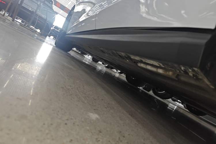 Used BYD Seal 06 New Energy 2024 DM-i 120KM Luxury Model Left Side Sill