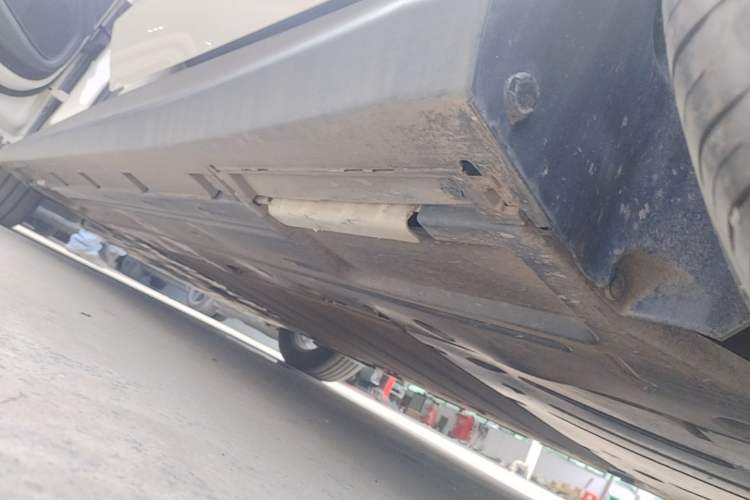 Used BYD Seal 06 New Energy 2024 DM-i 120KM Prestige Model Left Side Sill