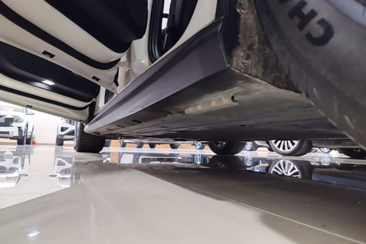 Used BYD Seal 06 New Energy 2024 DM-i 120KM Luxury Model Left Side Sill