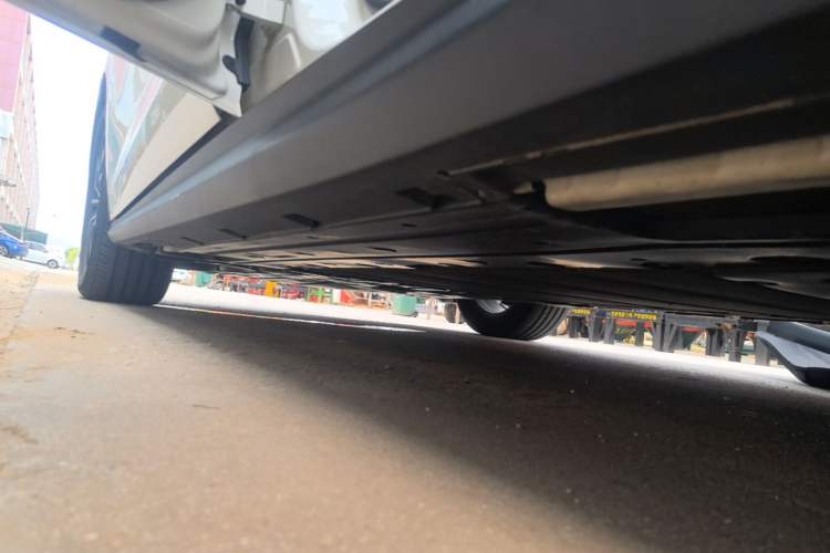 Used BYD Seal 06 New Energy 2024 DM-i 120KM Prestige Model Left Side Sill