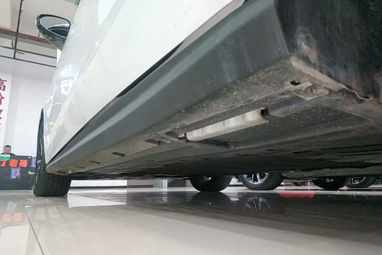 Used BYD Seal 06 New Energy 2024 DM-i 120KM Flagship Model Left Side Sill