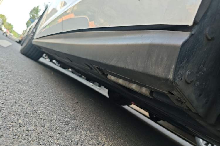Used BYD Seal 06 New Energy 2024 DM-i 120KM Luxury Model Left Side Sill