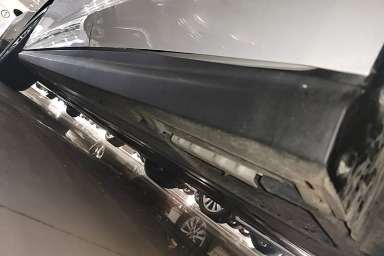 Used BYD Seal 06 New Energy 2024 DM-i 80KM Prestige Model Left Side Sill