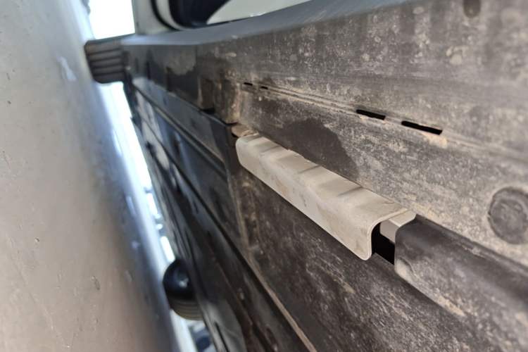 Used BYD Seal 06 New Energy 2024 DM-i 120KM Prestige Model Left Side Sill
