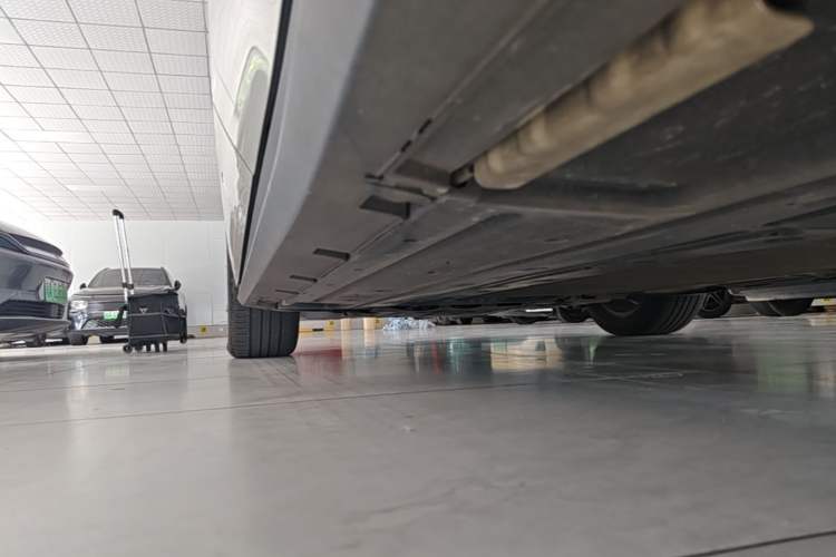 Used BYD Seal 06 New Energy 2024 DM-i 80KM Prestige Model Left Side Sill