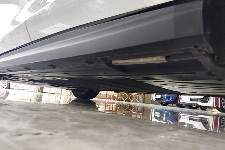 Used BYD Seal 06 New Energy 2024 DM-i 120KM Flagship Model Left Side Sill