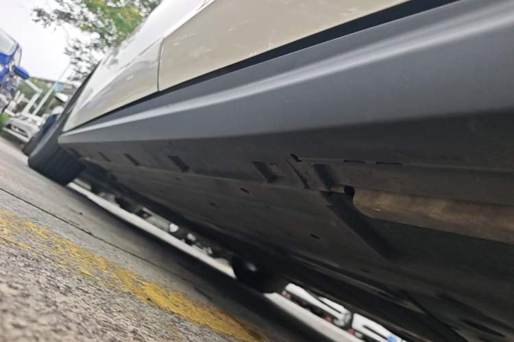 Used BYD Seal 06 New Energy 2024 DM-i 80KM Luxury Model Left Side Sill