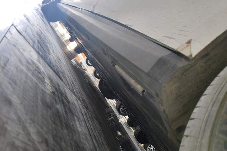 Used BYD Seal 06 New Energy 2024 DM-i 80KM Prestige Model Left Side Sill