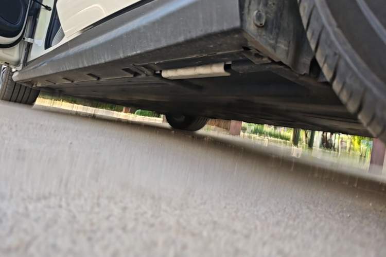 Used BYD Seal 06 New Energy 2024 DM-i 80KM Prestige Model Left Side Sill