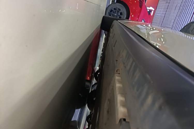 Used BYD Seal 06 New Energy 2024 DM-i 80KM Prestige Model Left Side Sill