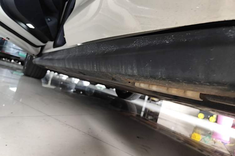Used BYD Seal 06 New Energy 2024 DM-i 80KM Prestige Model Left Side Sill