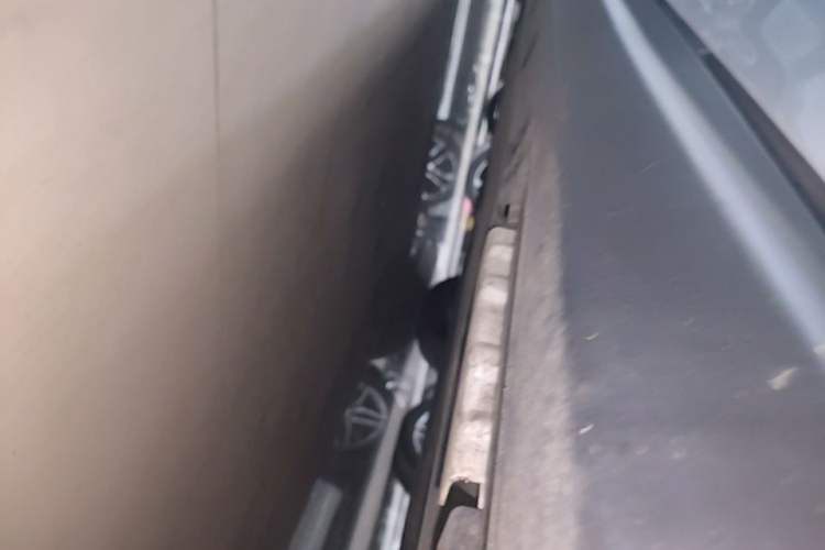 Used BYD Seal 06 New Energy 2024 DM-i 80KM Prestige Model Left Side Sill