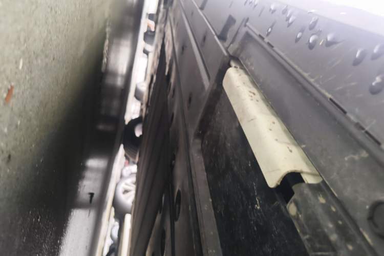 Used BYD Seal 06 New Energy 2024 DM-i 120KM Prestige Model Left Side Sill
