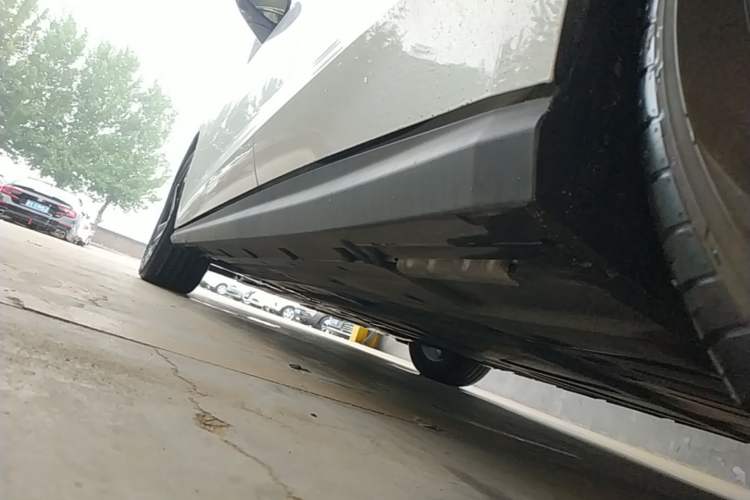 Used BYD Seal 06 New Energy 2024 DM-i 120KM Flagship Model Left Side Sill